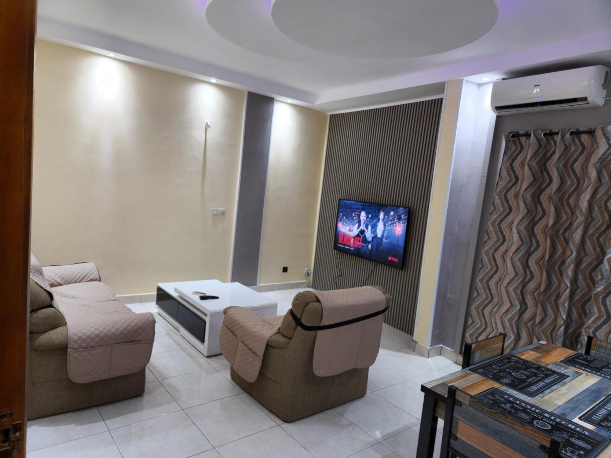 Apartamento Meuble 1Ch 2E Ch Dispo Avec Un Supplement E1D Douala Exterior foto